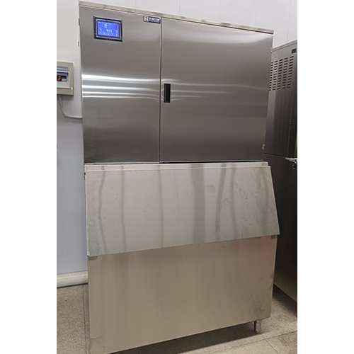 1吨纯雪花制冰机交付浙江家宴配送客户